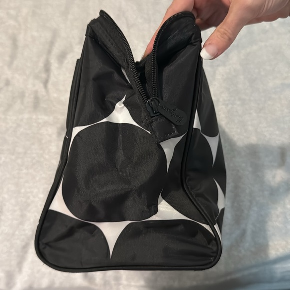 Large Black White Polka Dot Zipper Makeup Bag - Picture 5 of 9